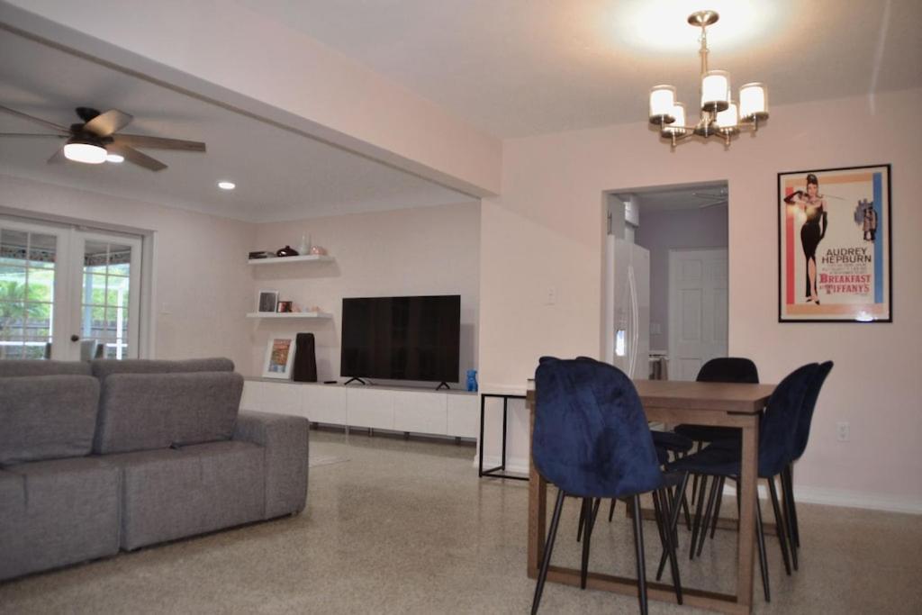 Clematis House Near Arlington Park With Heated Pool Villa Sarasota Buitenkant foto